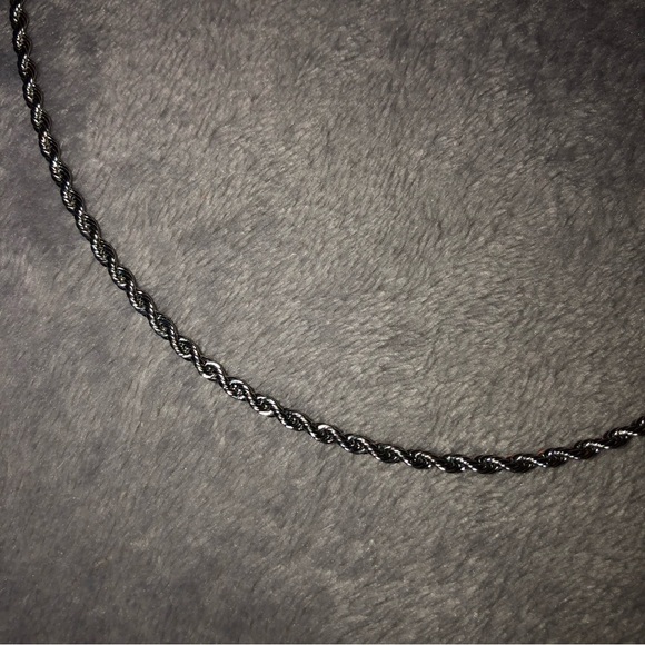 Unisex Silver colour stainless steel 17.5 inch necklace/ chain - Picture 4 of 5